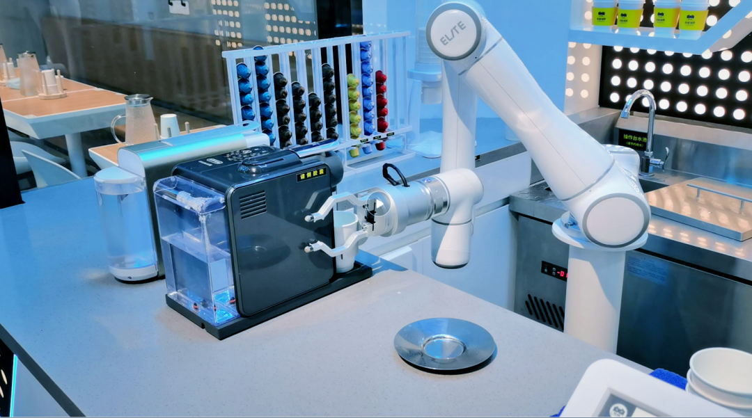 艾利特机器人董事长及ceo曹宇男博士对于机器人行业有着深刻的理解,他