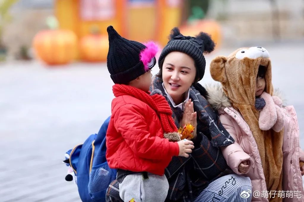 袁弘张歆艺领衔《萌仔萌萌宅》暖心拜年,芒果再次探索亲子综艺新边界?