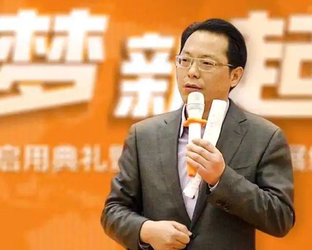 "包子第一股",上海滩一代传奇刘会平 | 艾问人物